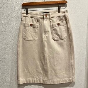 Banana Republic Cream Pencil Skirt with Pockets